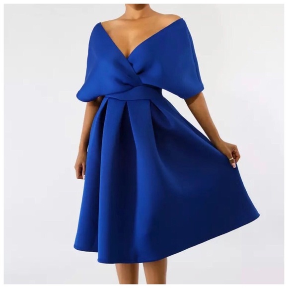 🛍 The SHAEL Soft Stretch Blue Dress - Picture 6 of 7